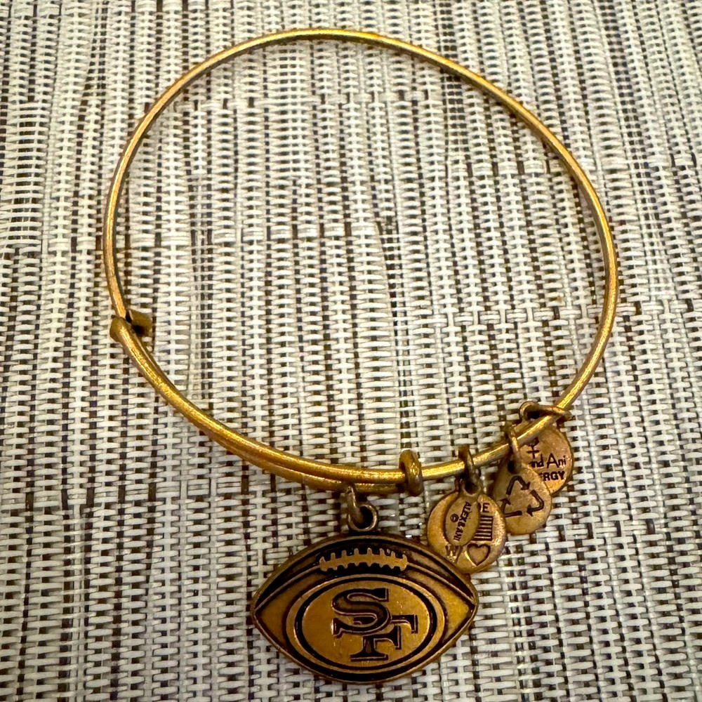 Alex and Ani 2013 San Francisco 49ers Gold Bracelet Bangle